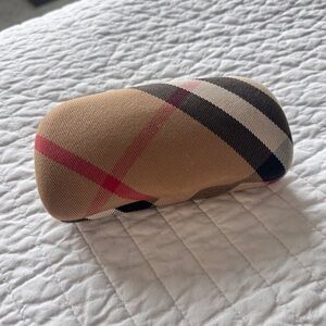 Burberry Plaid Glasses / Sunglasses Case
